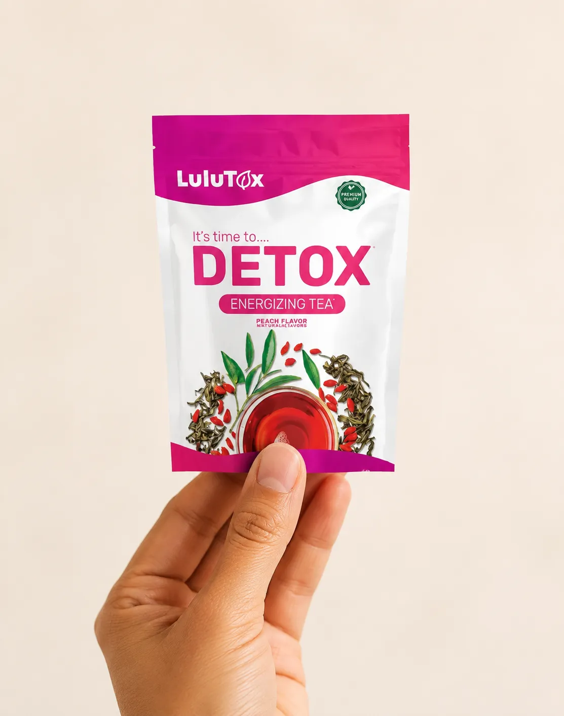 Lulutox Detox Tea — le produit en main